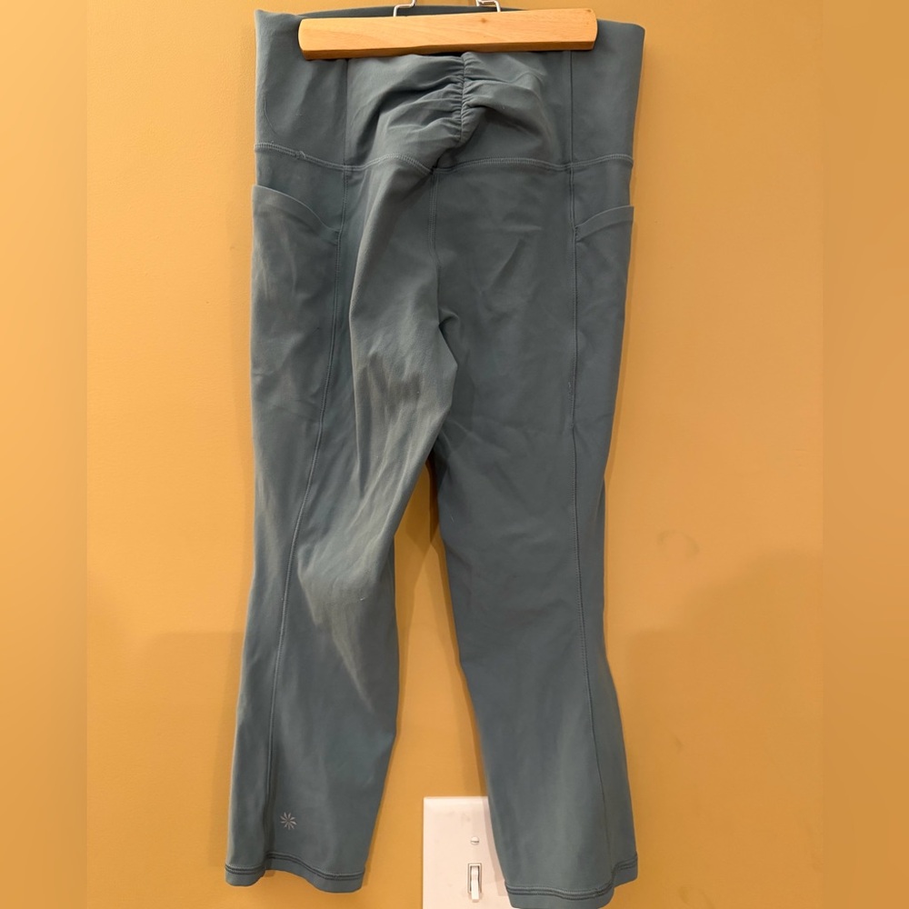 Athleta Olive Capri Leggings